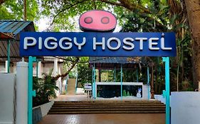 Piggy Hostel Calangute
